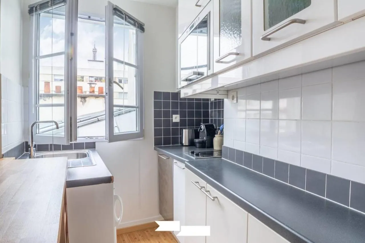 Guestready - Cozy Studio In Invalides Apartment Paris 0*,